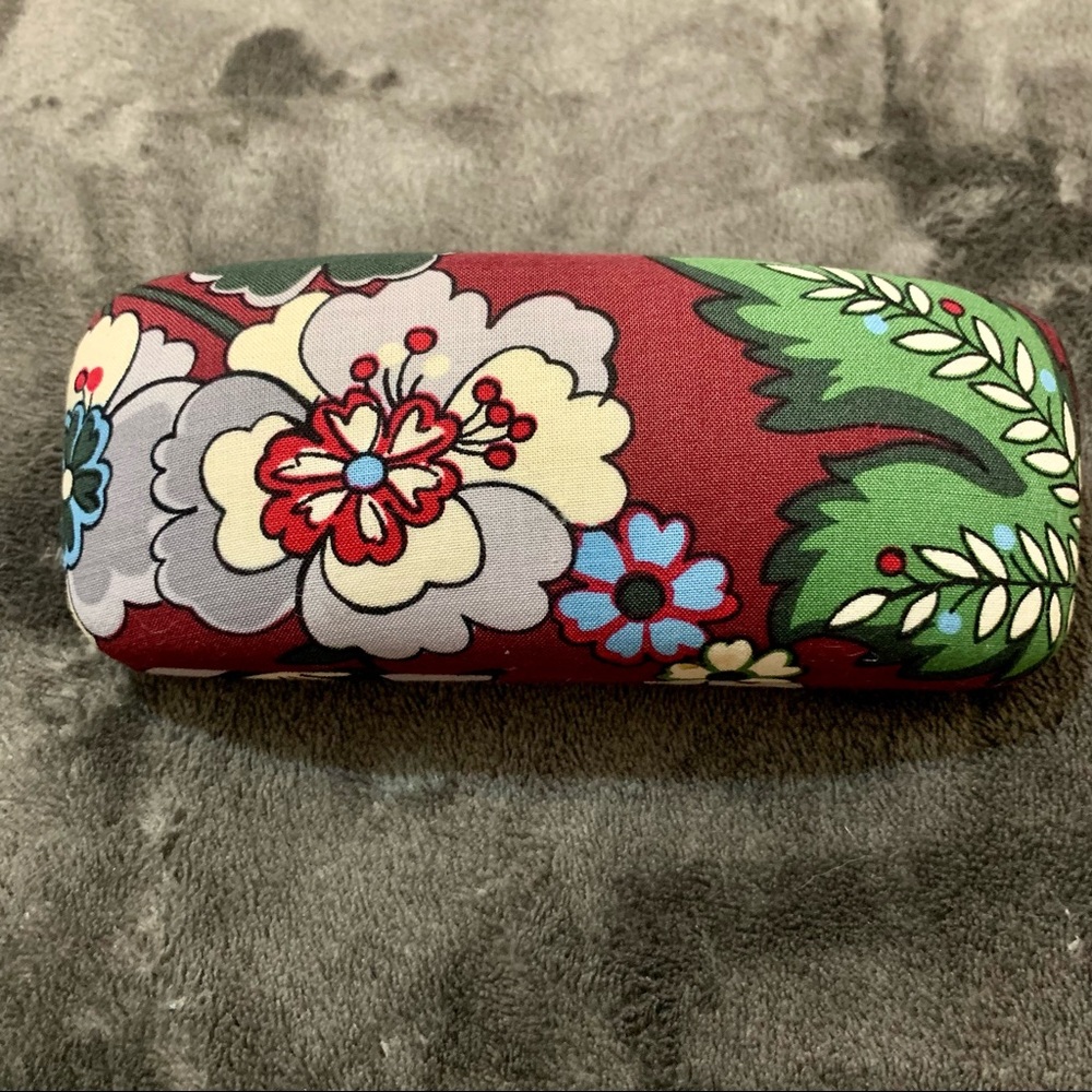 VERA BRADLEY Clamshell Glasses Case Sunglasses Case